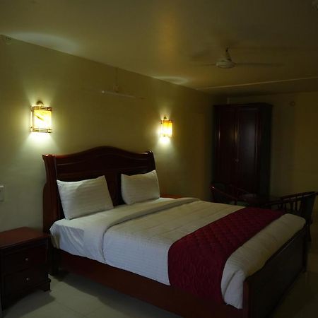 Mg Zion Hotel Tirupati Exterior photo