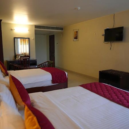 Mg Zion Hotel Tirupati Exterior photo
